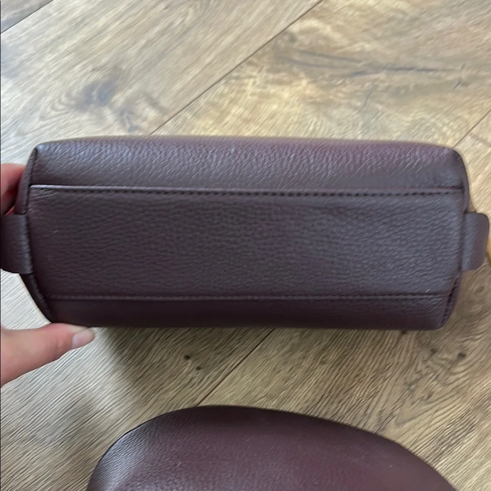 Cuyana Burgundy  Leather Cosmetic Bag Set - Picture 7 of 10